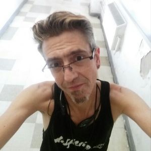 Meet your Posher, Elda